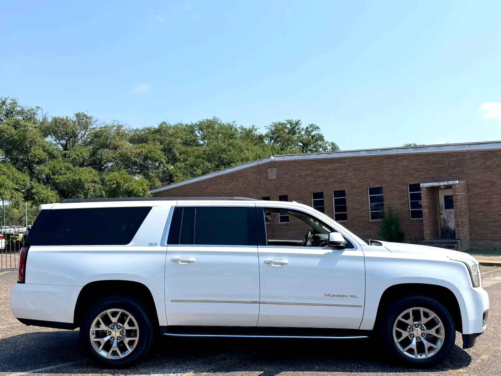 2020 Gmc Yukon XL SLT photo 6