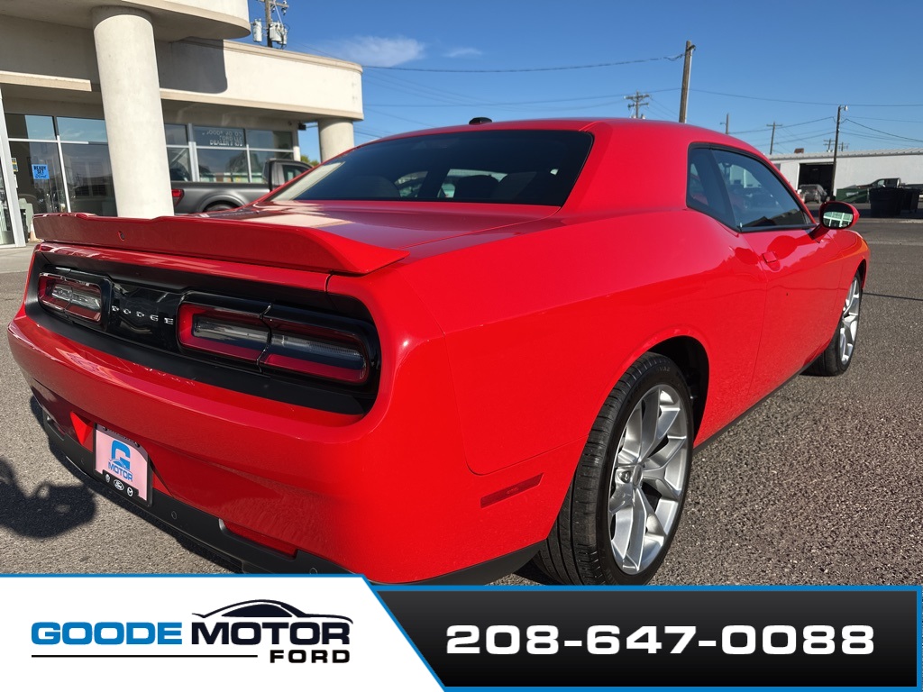 2022 Dodge Challenger GT photo 18