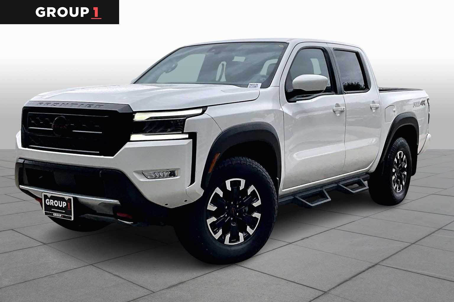 2024 Nissan Frontier PRO-4X's photo