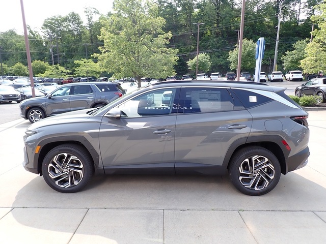 2025 Hyundai Tucson Limited photo 5