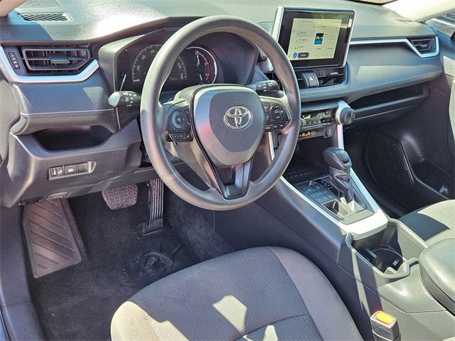 2024 Toyota RAV4 LE photo 10