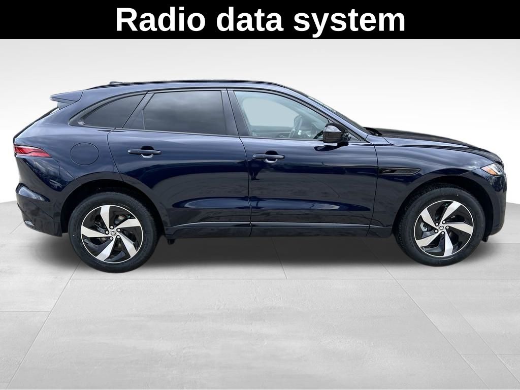 2025 Jaguar F-PACE P250 R-Dynamic S photo 6