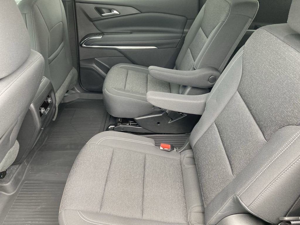 2025 Chevrolet Traverse photo 31