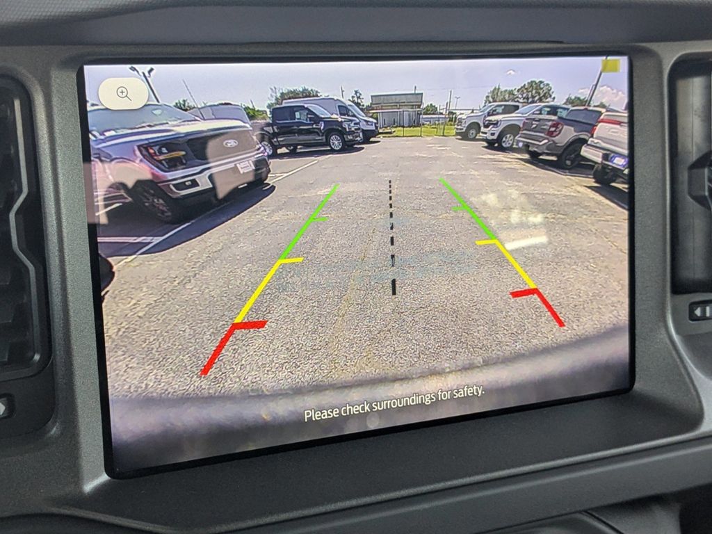 2025 Ford Bronco Base photo 20