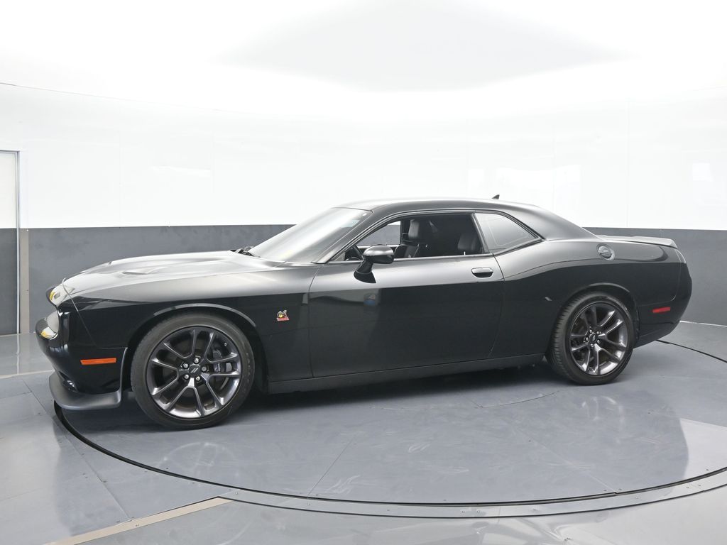 2022 Dodge Challenger R/T Scat Pack photo 2