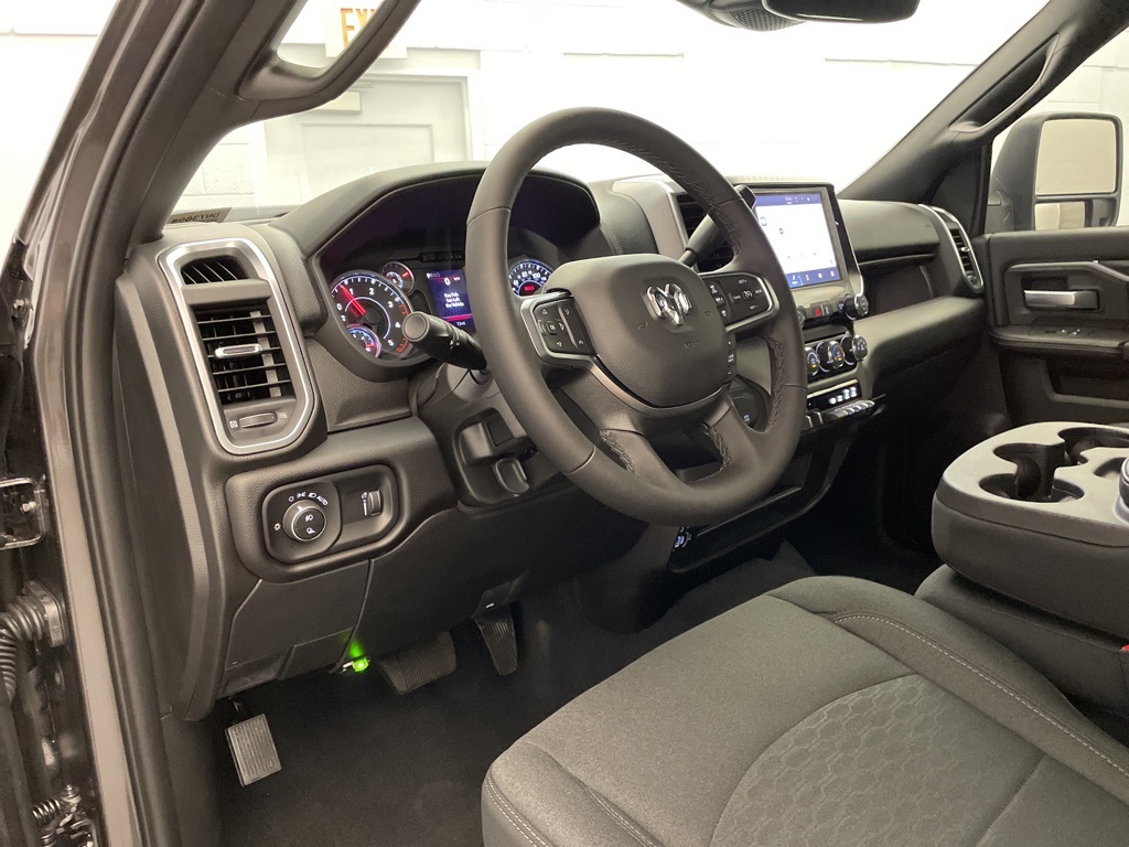 2025 Ram 2500 Big Horn photo 12