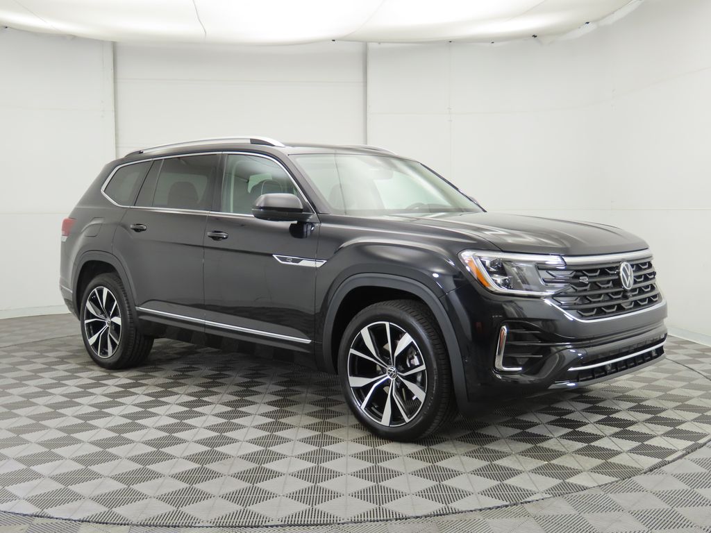 2025 Volkswagen Atlas SEL Premium R-Line photo 3