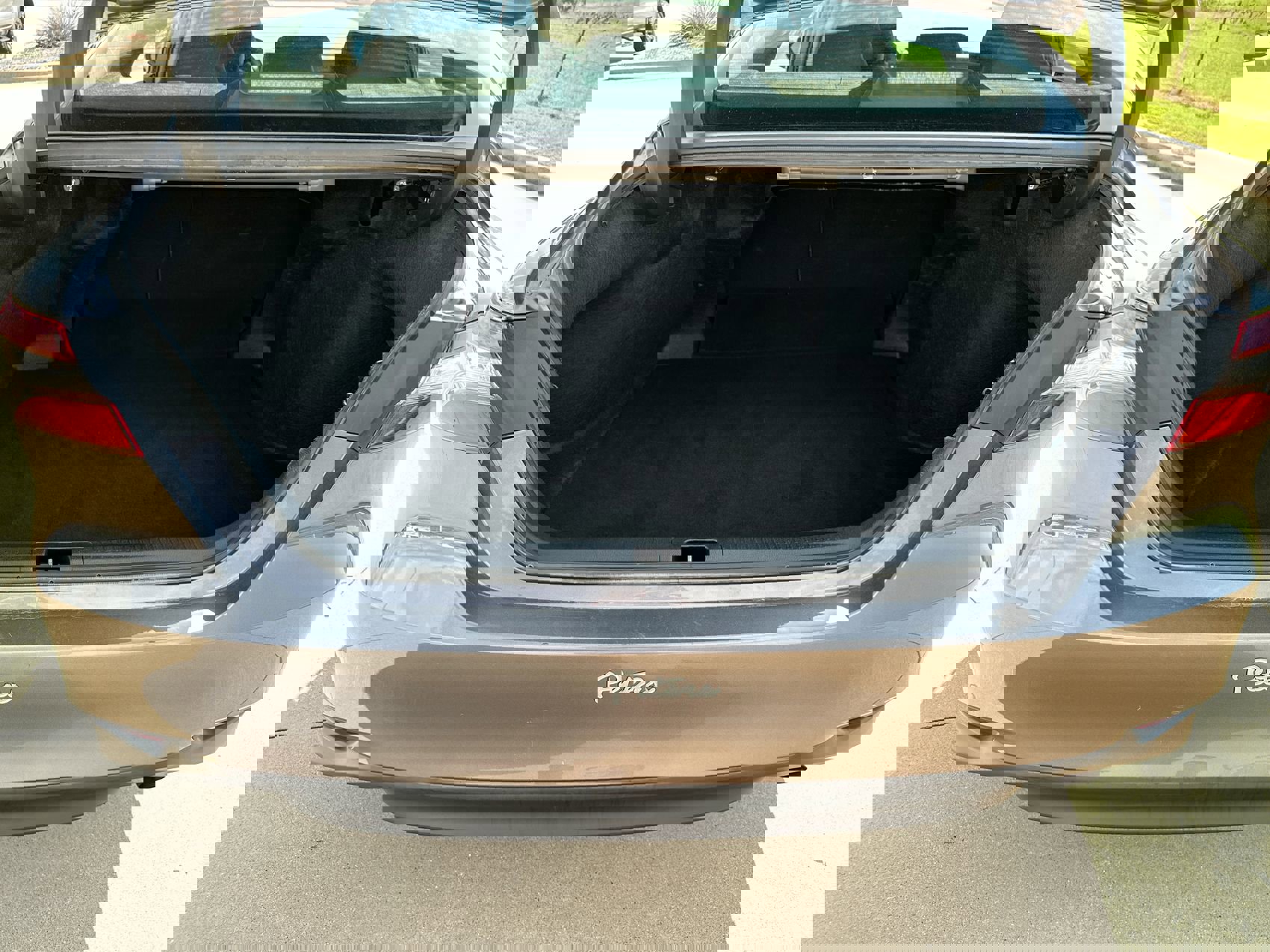 2024 Toyota Camry LE SE photo 22