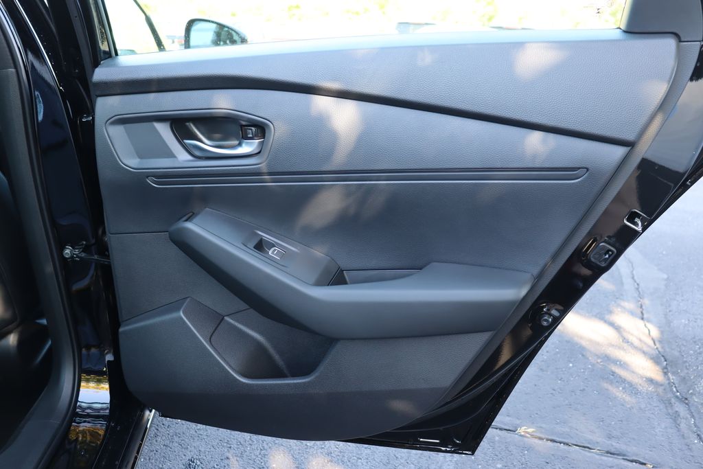 2025 Honda Accord Hybrid Sport-L photo 13