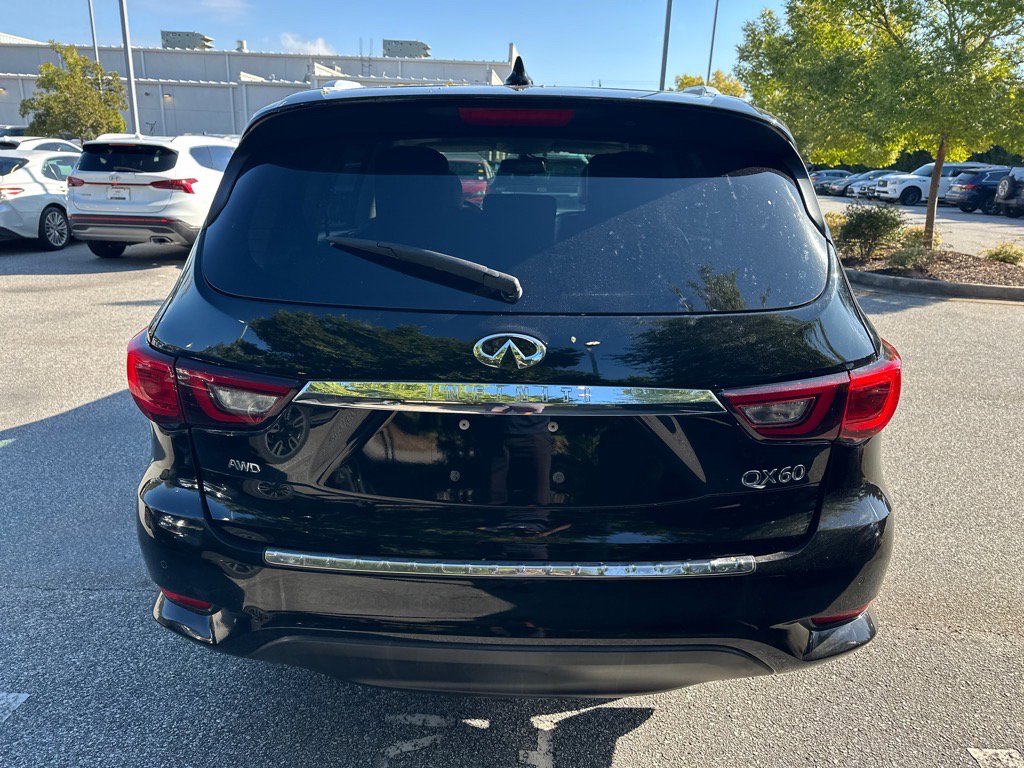 2019 Infiniti QX60 Luxe photo 4