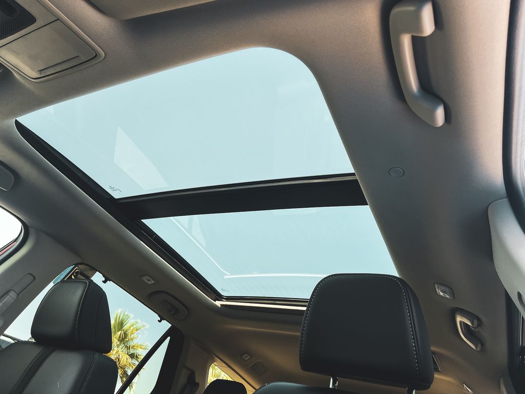 2025 Honda Pilot Touring photo 25
