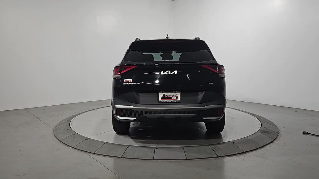 2024 Kia Sportage X-Line photo 4
