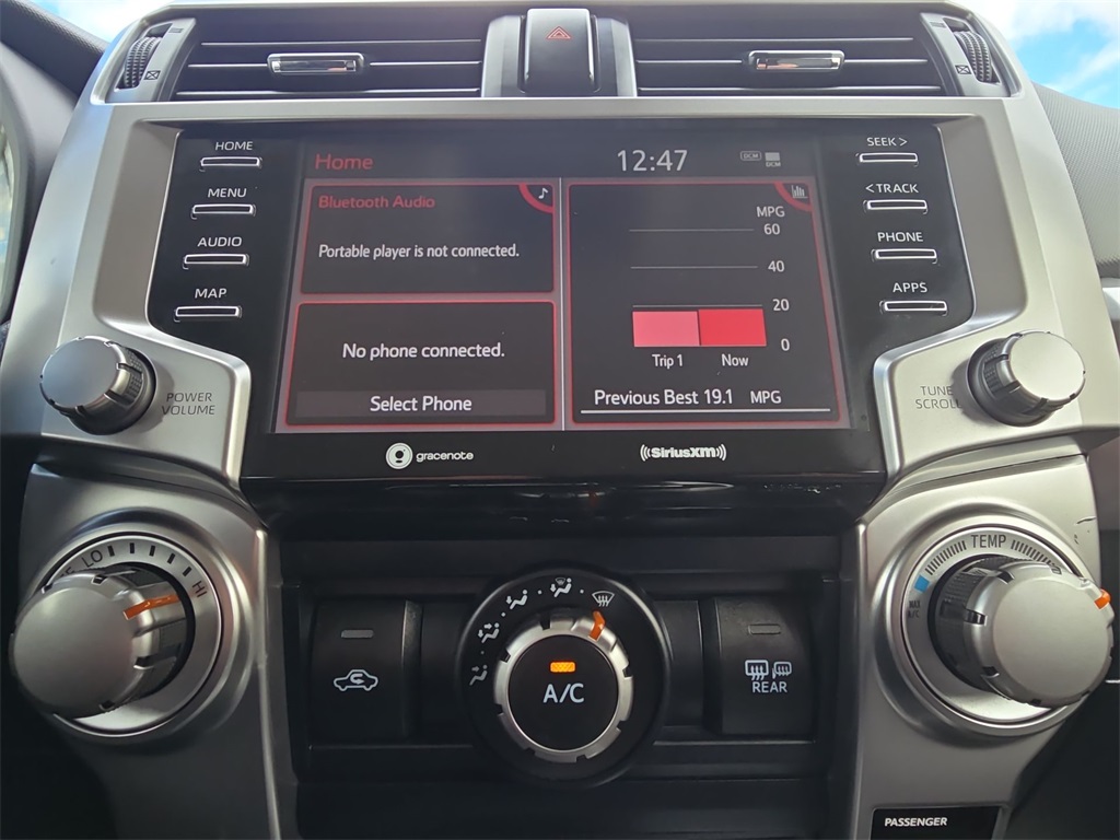 2024 Toyota 4Runner SR5 4WD photo 28