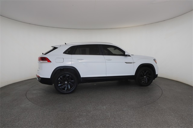2023 Volkswagen Atlas Cross Sport SE Technology photo 22