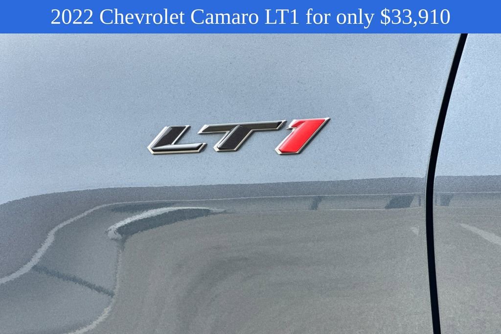 2022 Chevrolet Camaro LT1 photo 24