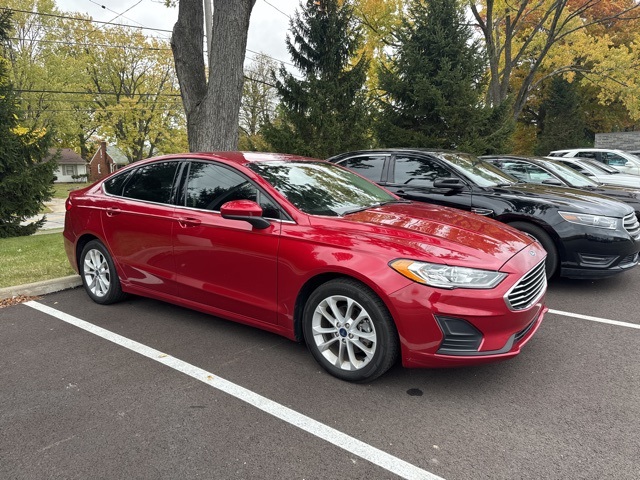 2020 Ford Fusion Hybrid SE photo 3