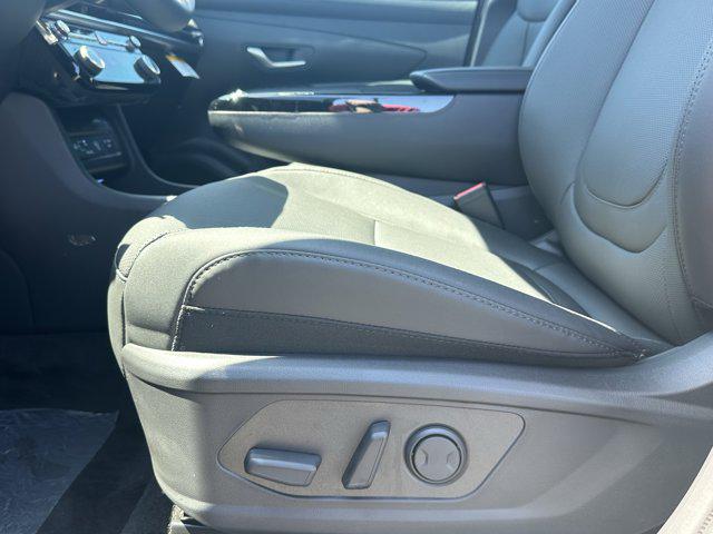 2025 Hyundai Tucson Hybrid SEL Convenience photo 7
