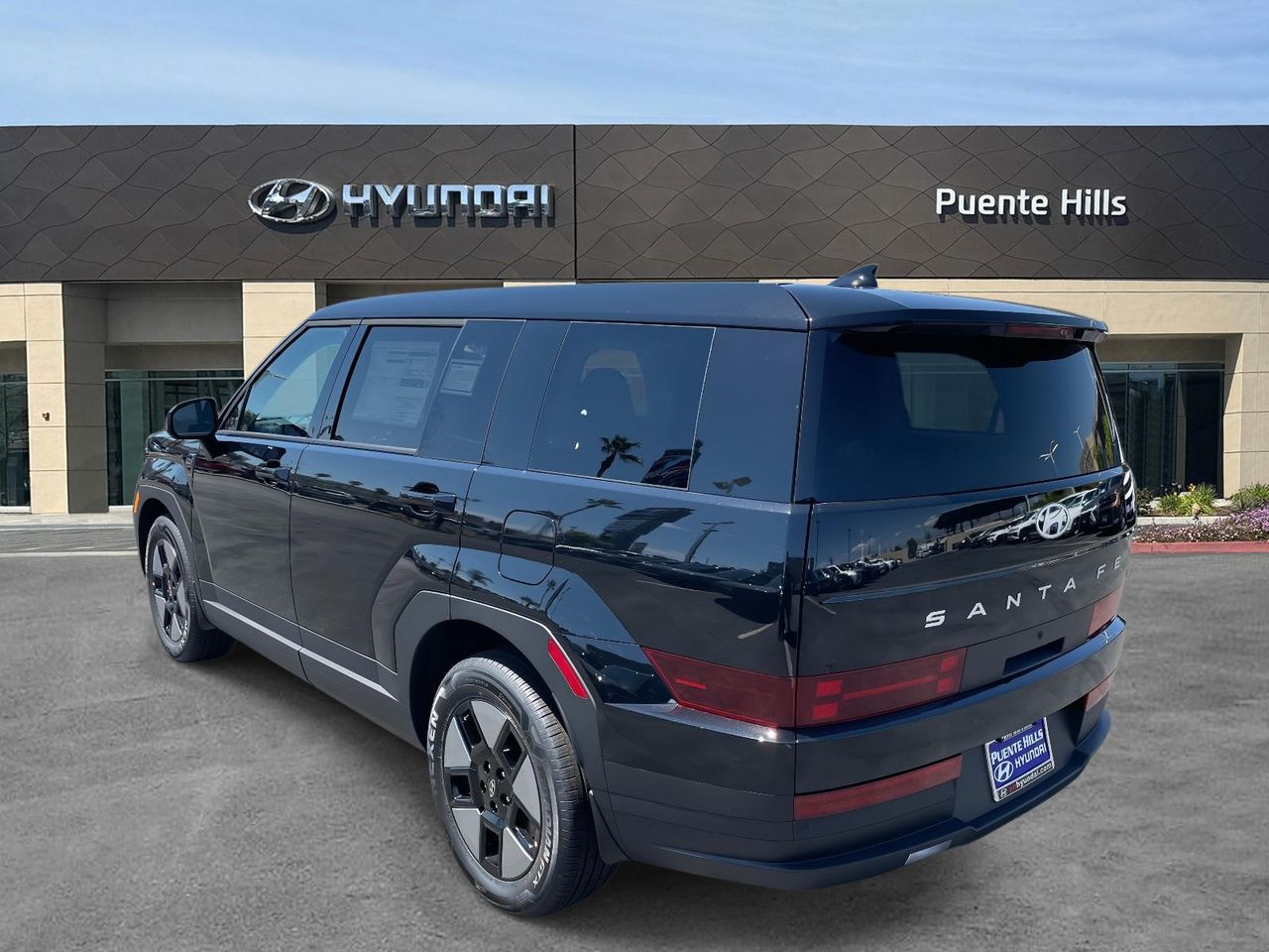 2026 Hyundai Santa Fe SE photo 4