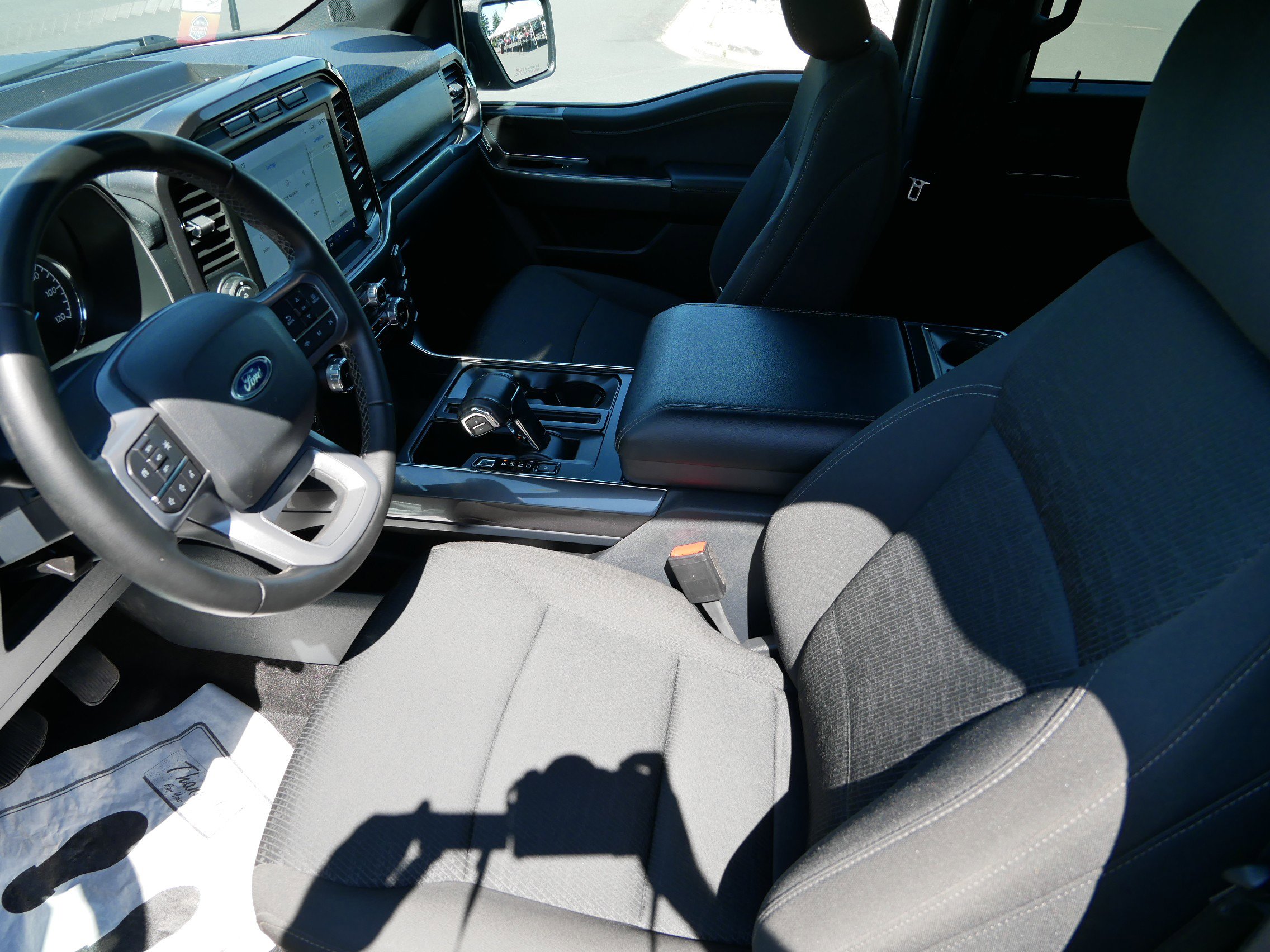 2023 Ford F-150 XLT photo 11