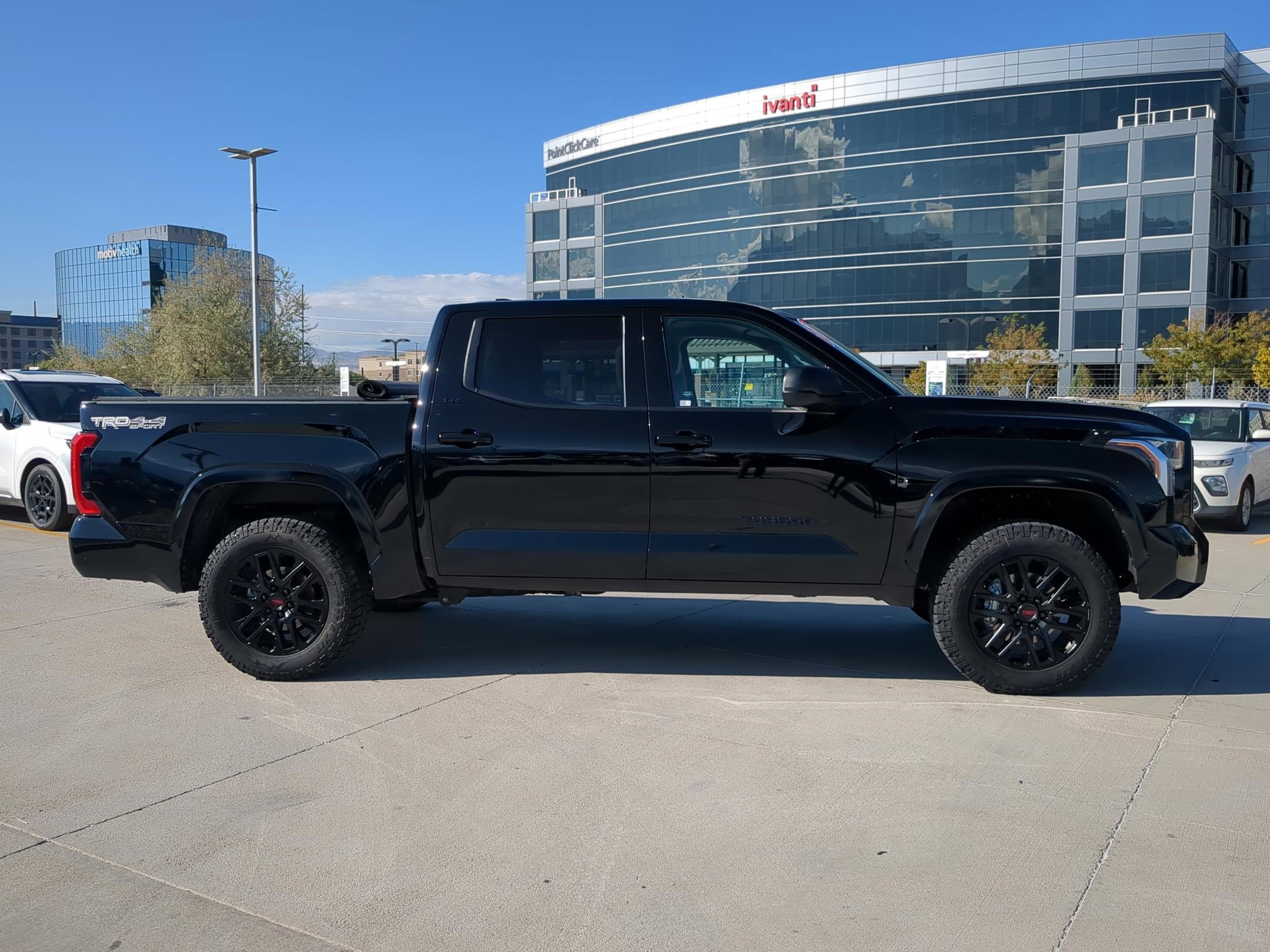 2023 Toyota Tundra SR5 photo 6