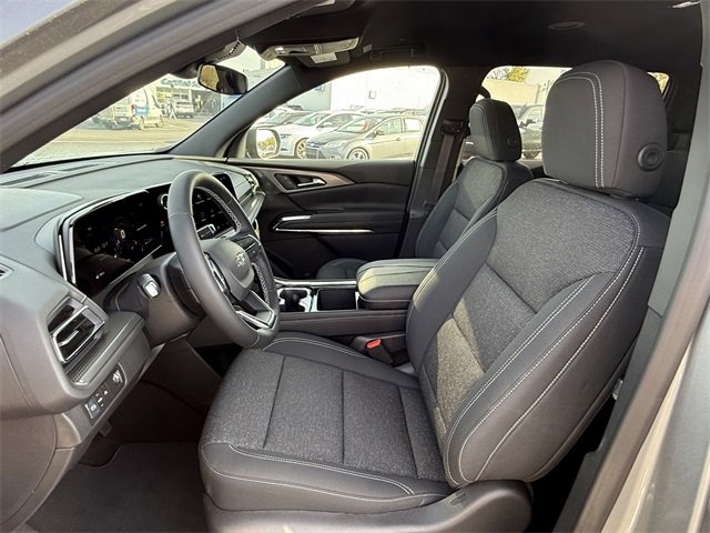 2026 Chevrolet Traverse photo 5
