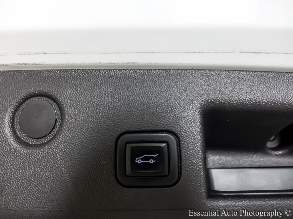 2022 CHEVROLET EQUINOX - Image 28