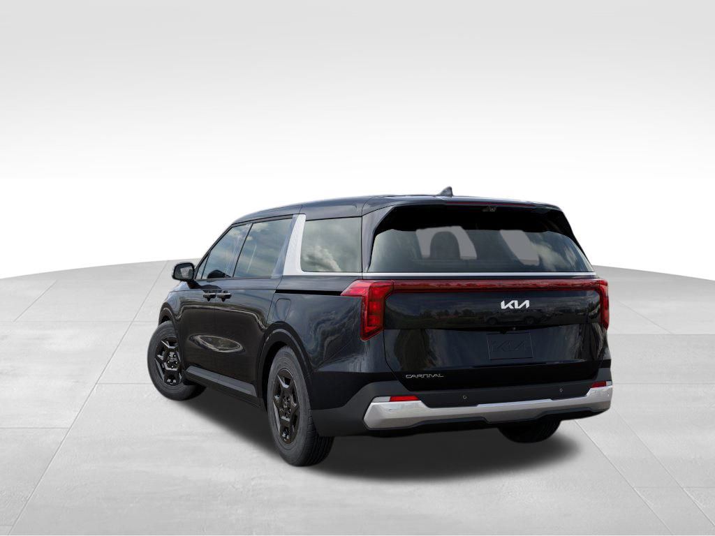 2025 Kia Carnival LXS photo 4