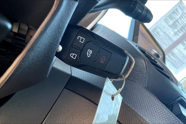 2019 Ford Transit Connect XLT photo 25