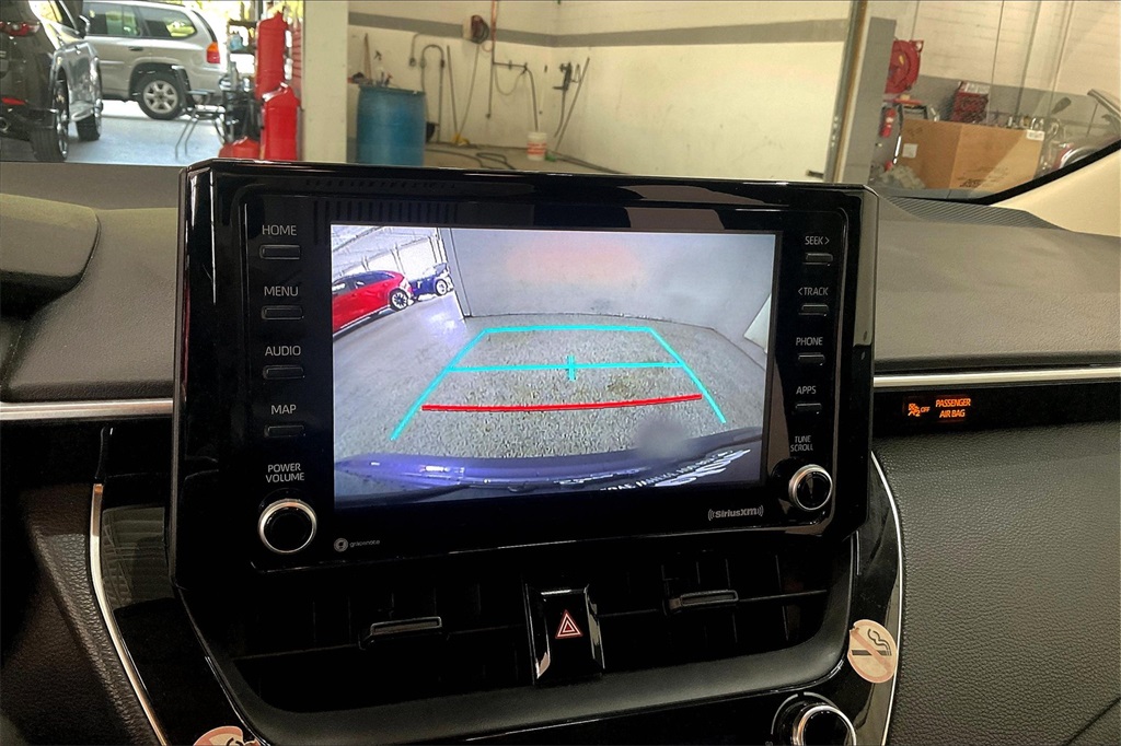 2022 Toyota Corolla LE photo 20