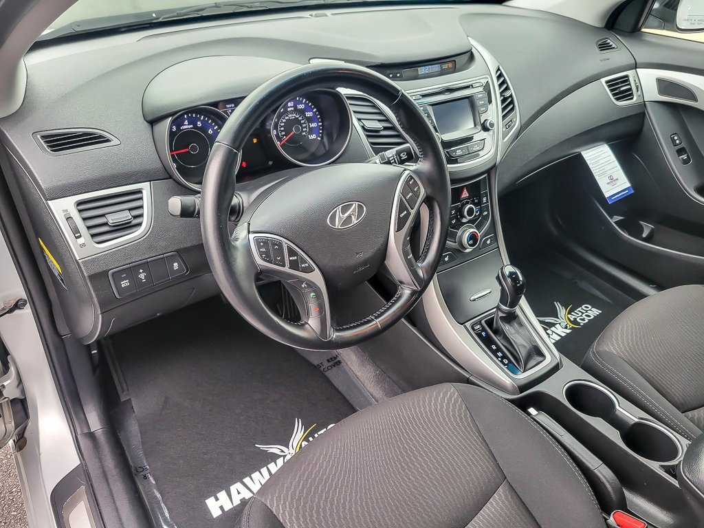 2016 HYUNDAI ELANTRA - Image 8