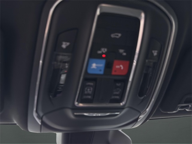 2025 Jeep Grand Cherokee Laredo Altitude photo 12