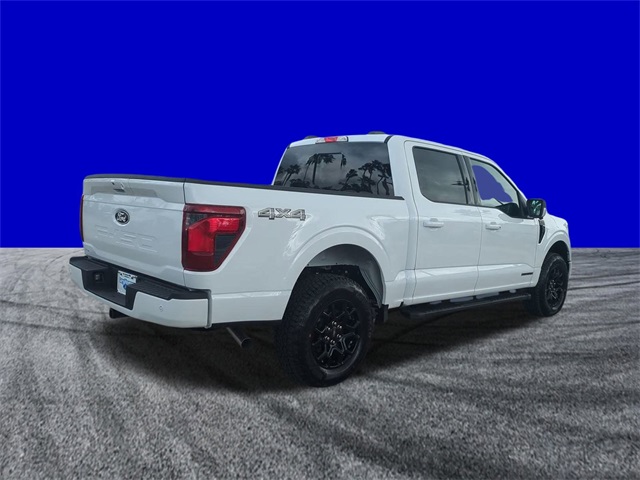 2025 Ford F-150 XLT photo 3