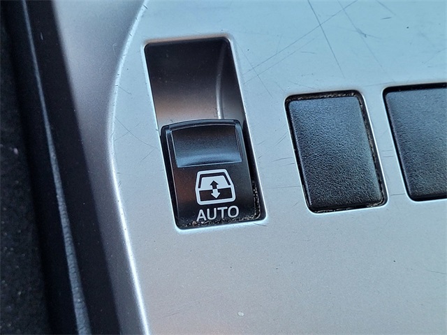 2024 Toyota 4Runner SR5 photo 14