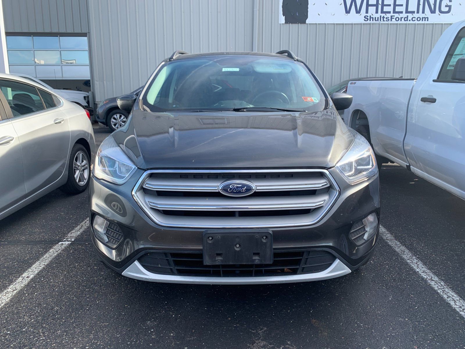 2019 Ford Escape SEL photo 4