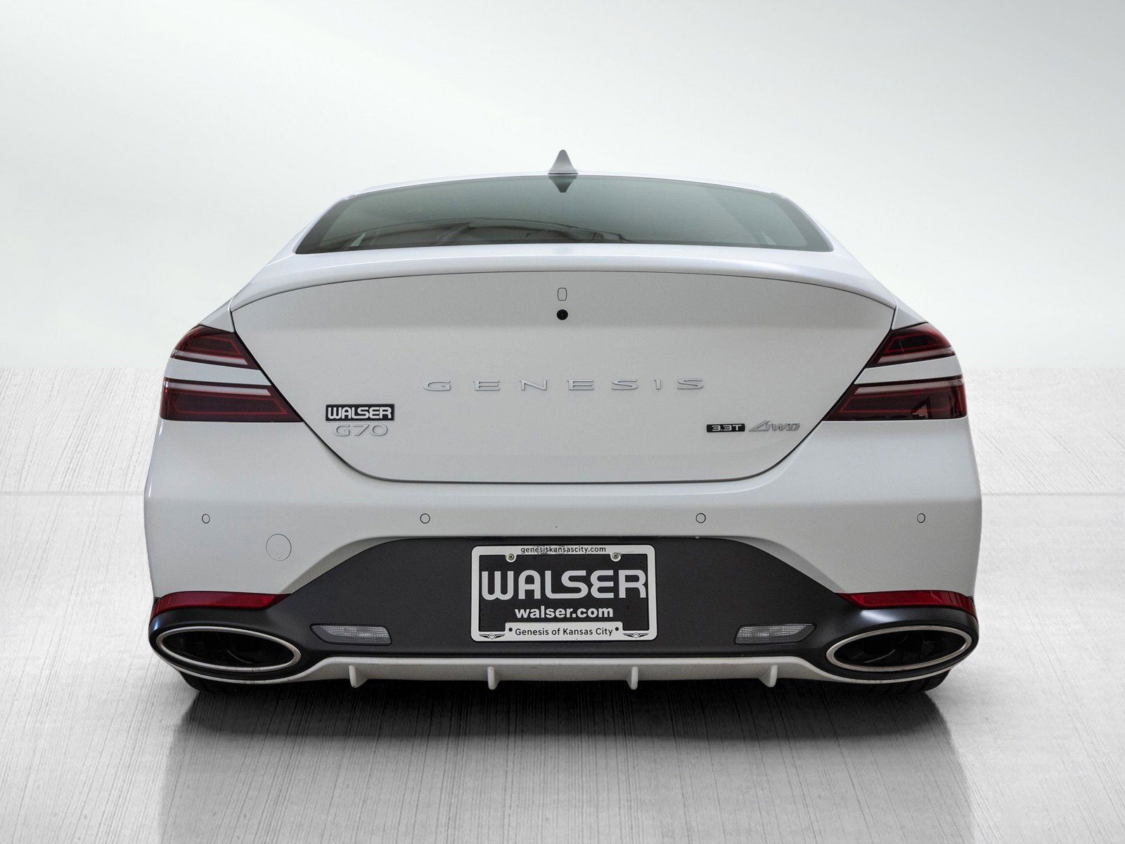 2023 Genesis G70 Advanced 3.3T Sport Prestige photo 4