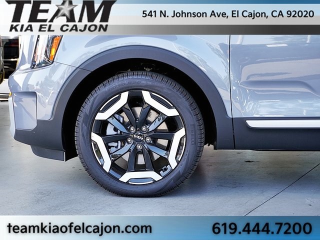 2025 Kia Telluride EX photo 4