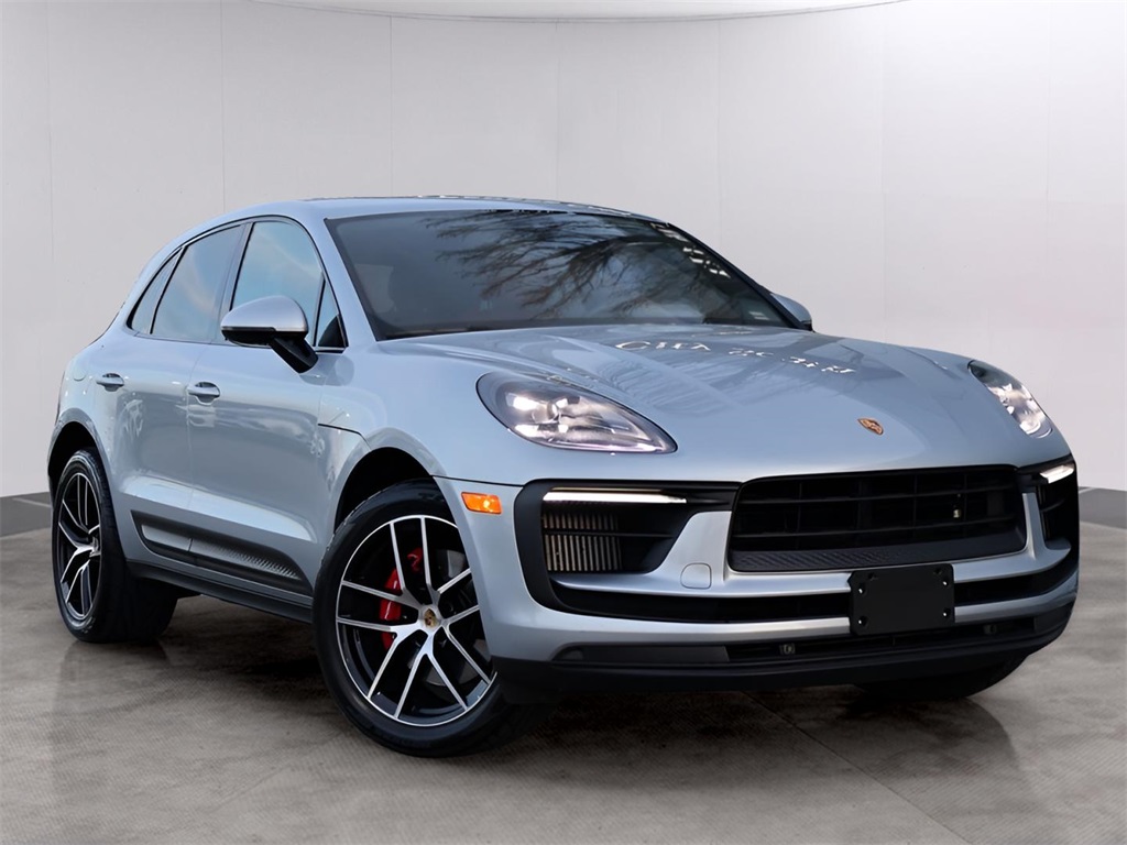 2022 Porsche Macan S