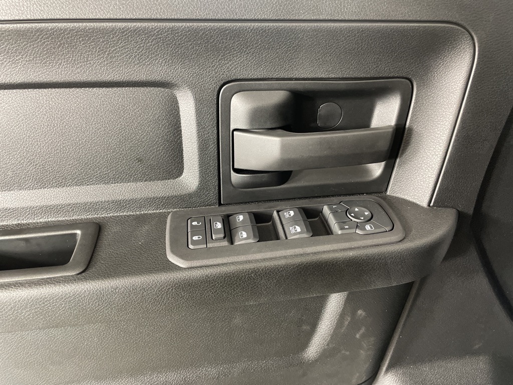 2026 Ram 2500 Tradesman photo 18