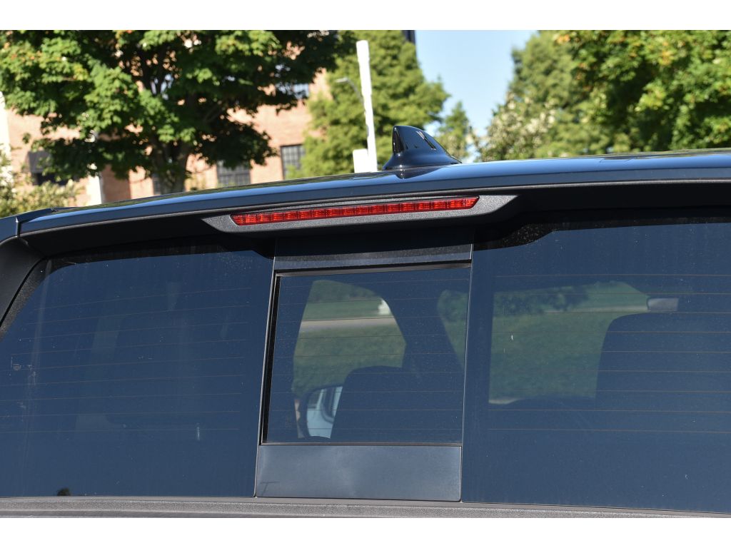 2022 Honda Ridgeline Black Edition photo 22