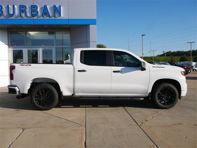 2026 Chevrolet Silverado 1500 Custom photo 6