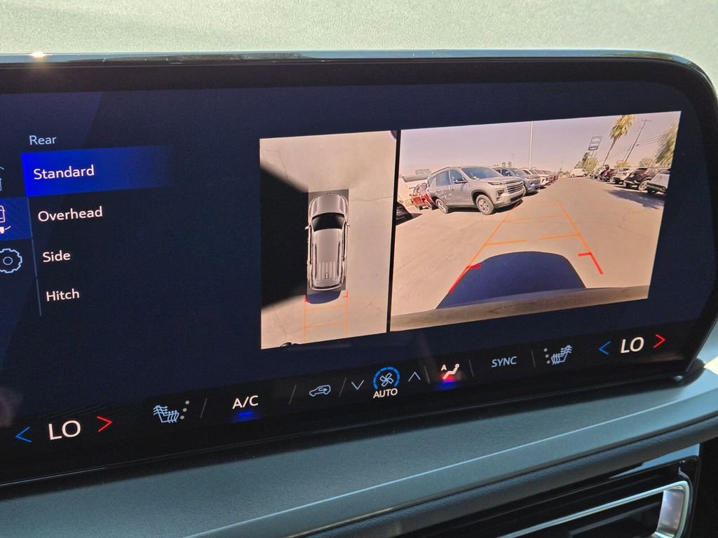 2026 Chevrolet Traverse photo 13