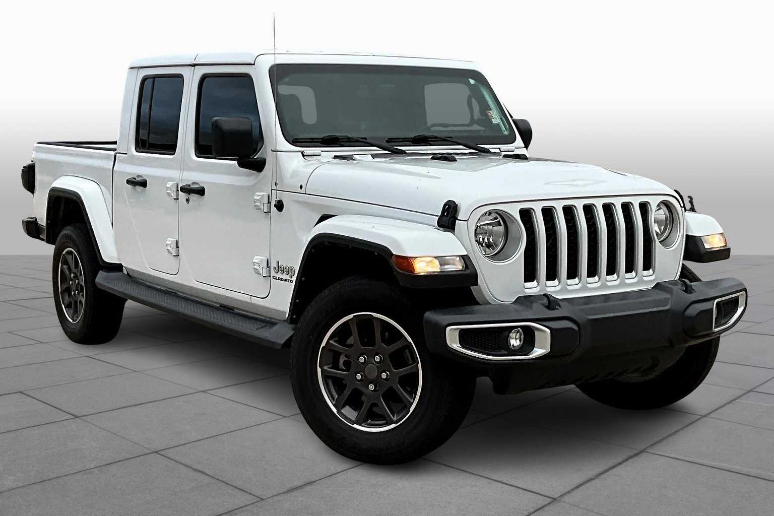 2021 Jeep Gladiator Overland photo 3
