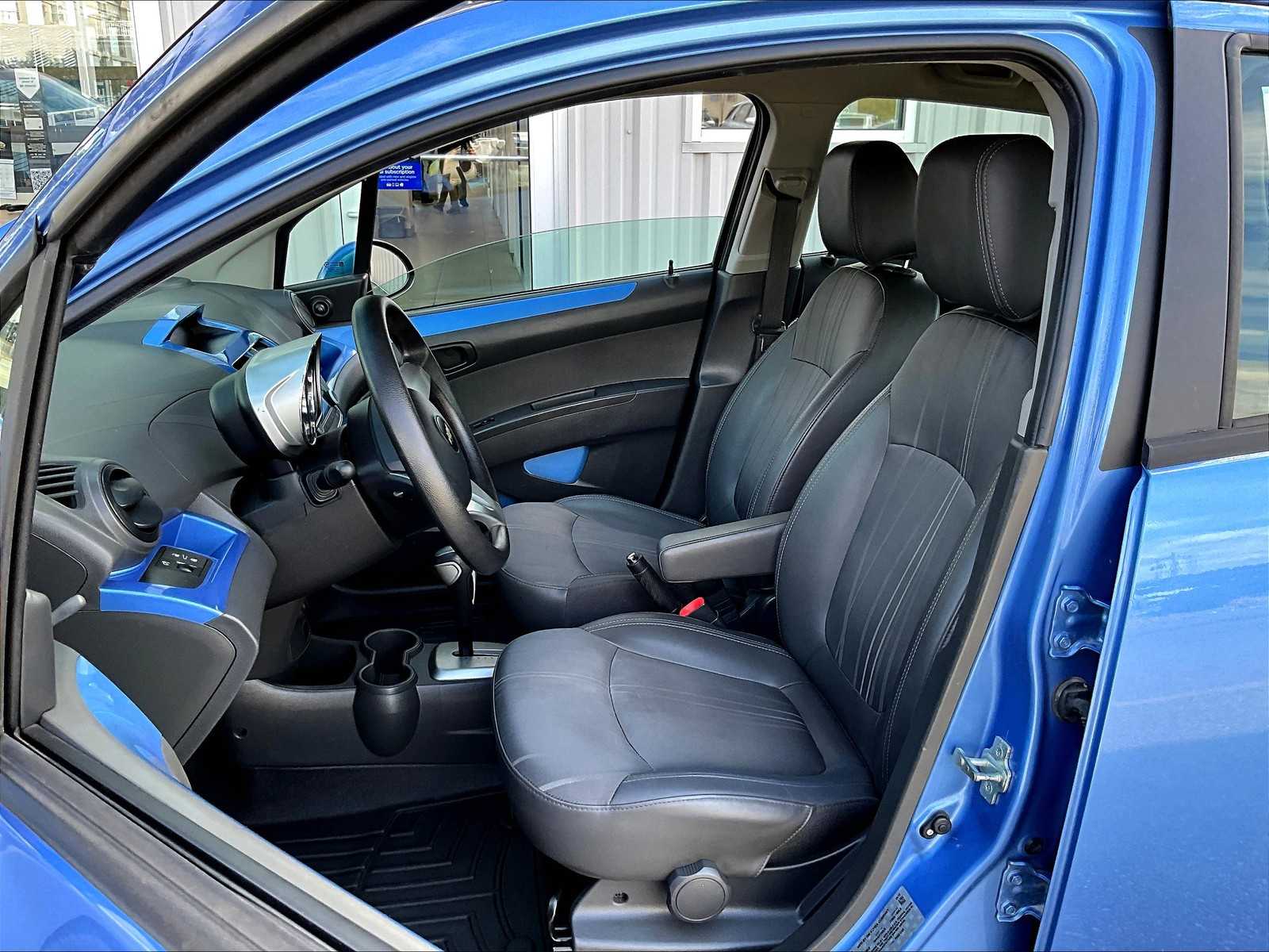 2014 Chevrolet Spark LS photo 10