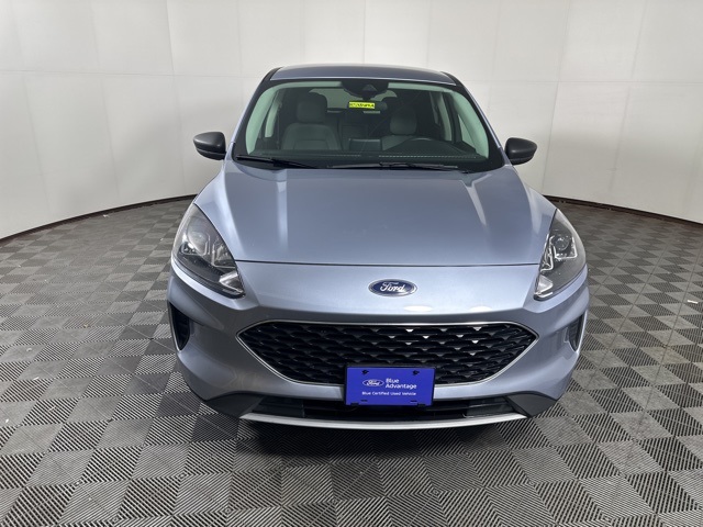 2022 Ford Escape SE photo 2