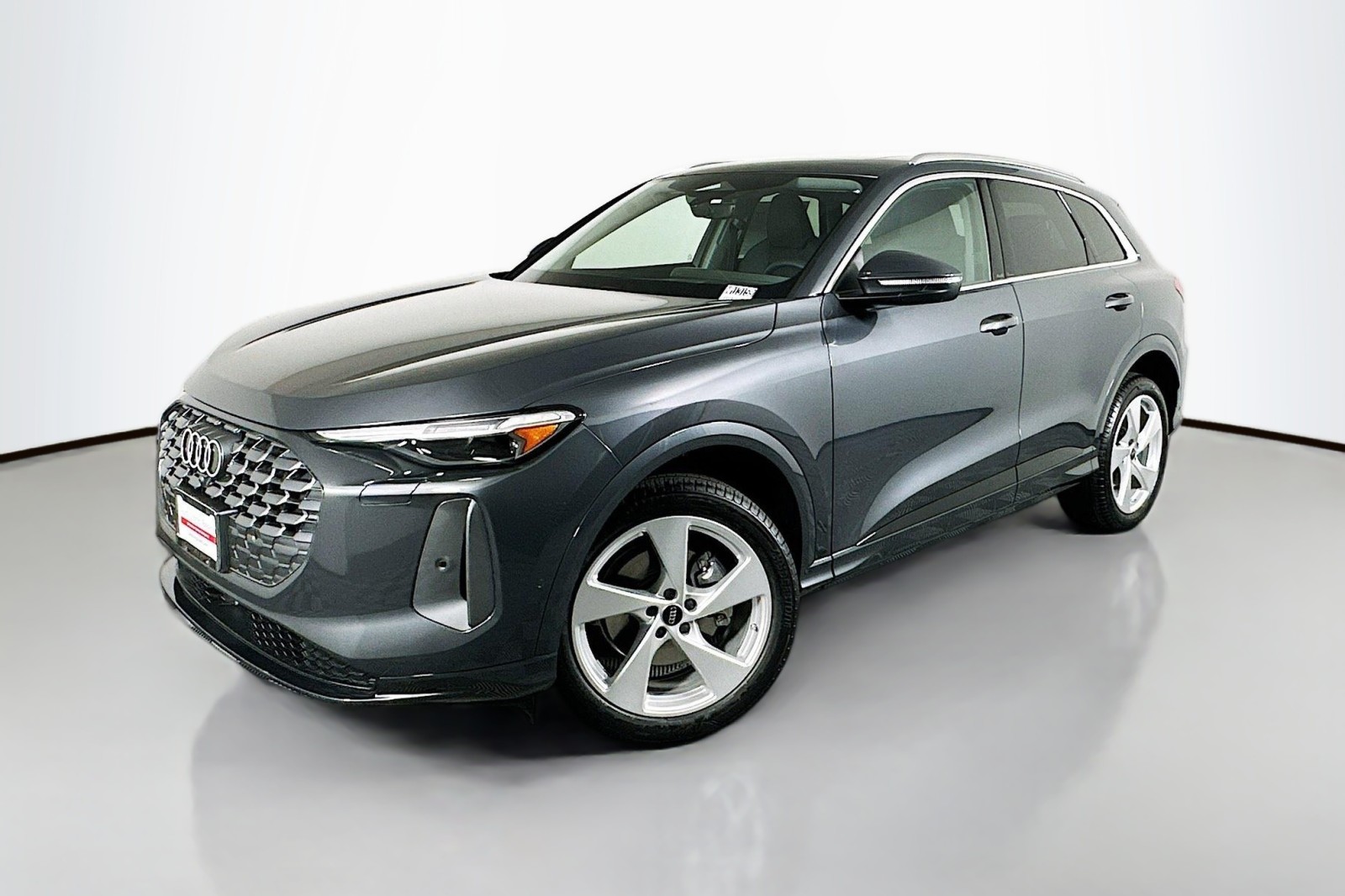 2025 Audi New Q5 Premium Plus's photo