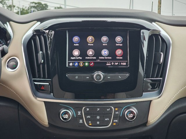 2023 Chevrolet Traverse LS photo 3