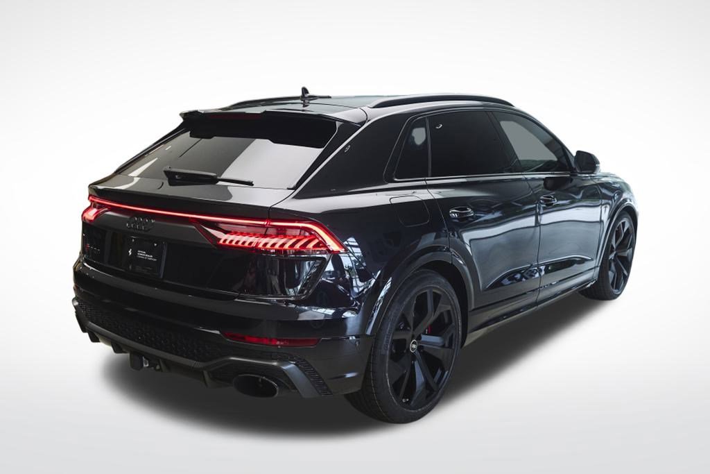 2021 Audi RS Q8 photo 5