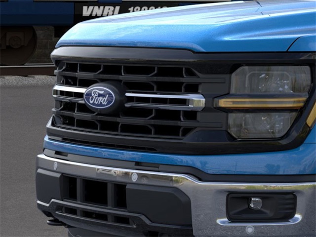 2025 Ford F-150 XLT photo 16