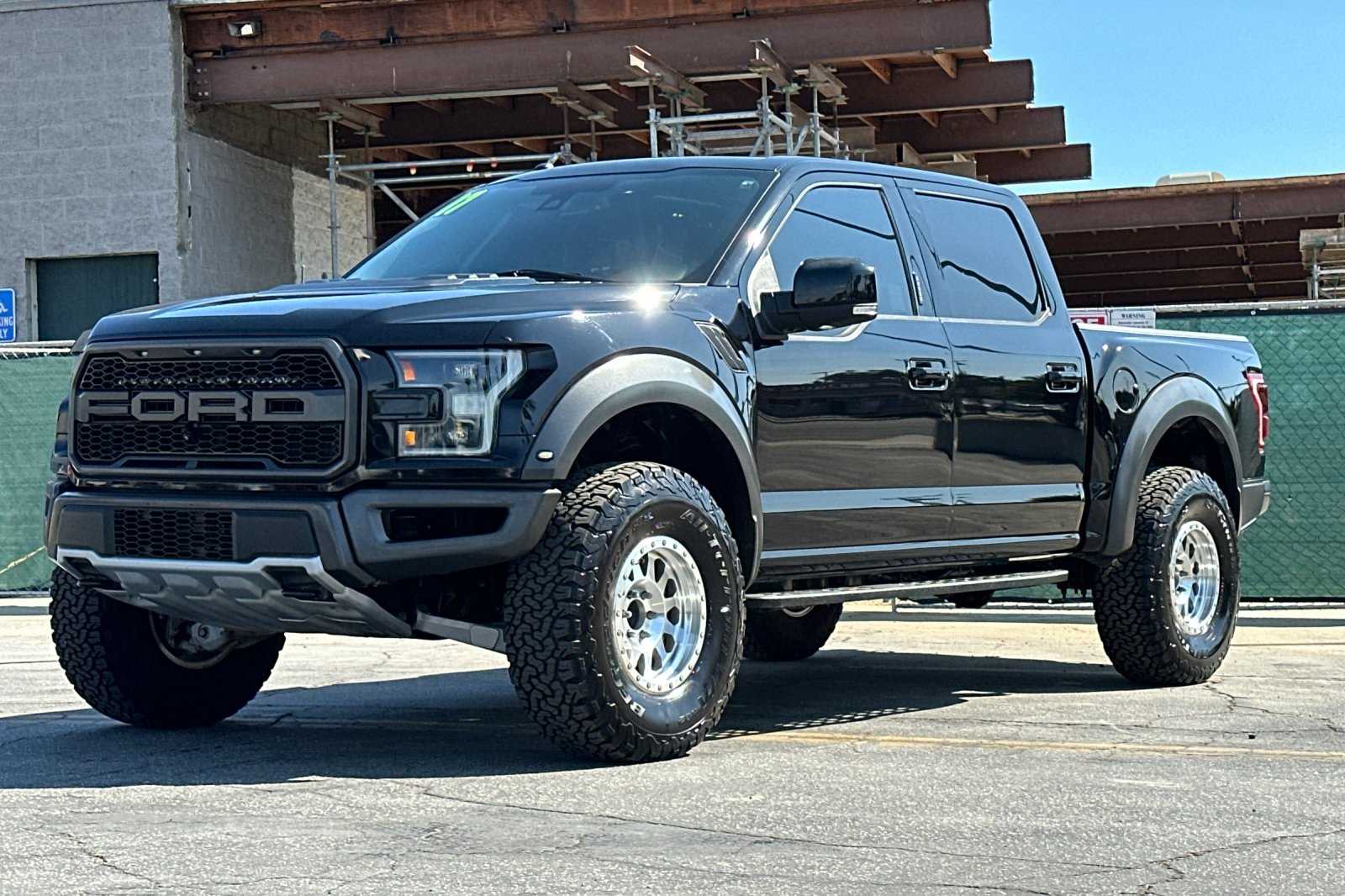 2017 Ford F-150 Raptor photo 7