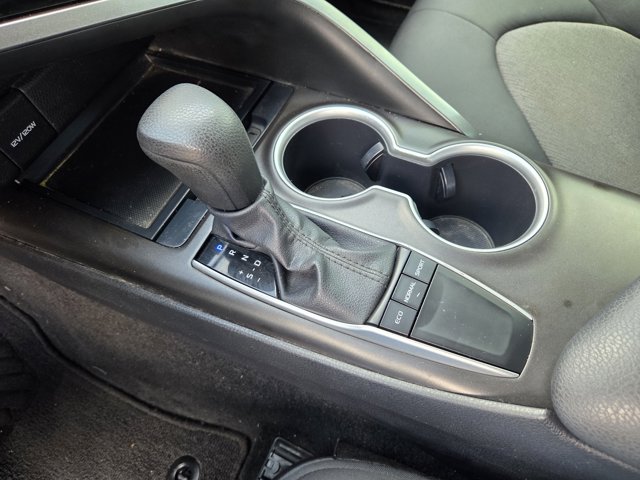 2023 Toyota Camry LE photo 18